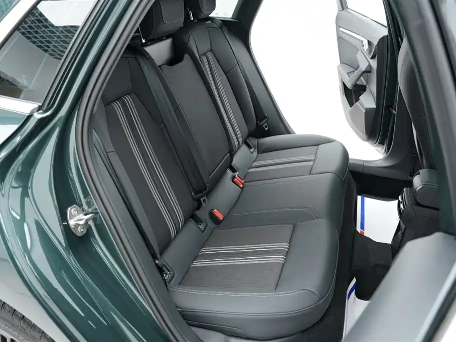Audi A3 2023 facelift Sportback 35 TFSI stylish and sporty купить на сайте DeffCars