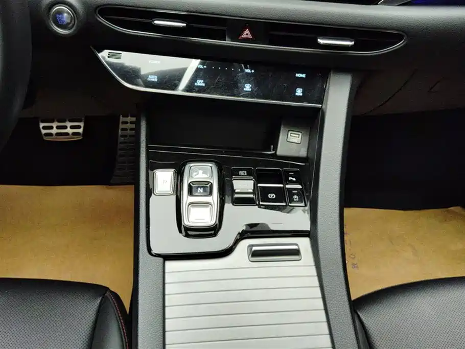 Sonata 2022 270TGDi DCT 20th Anniversary Model купить на сайте DeffCars