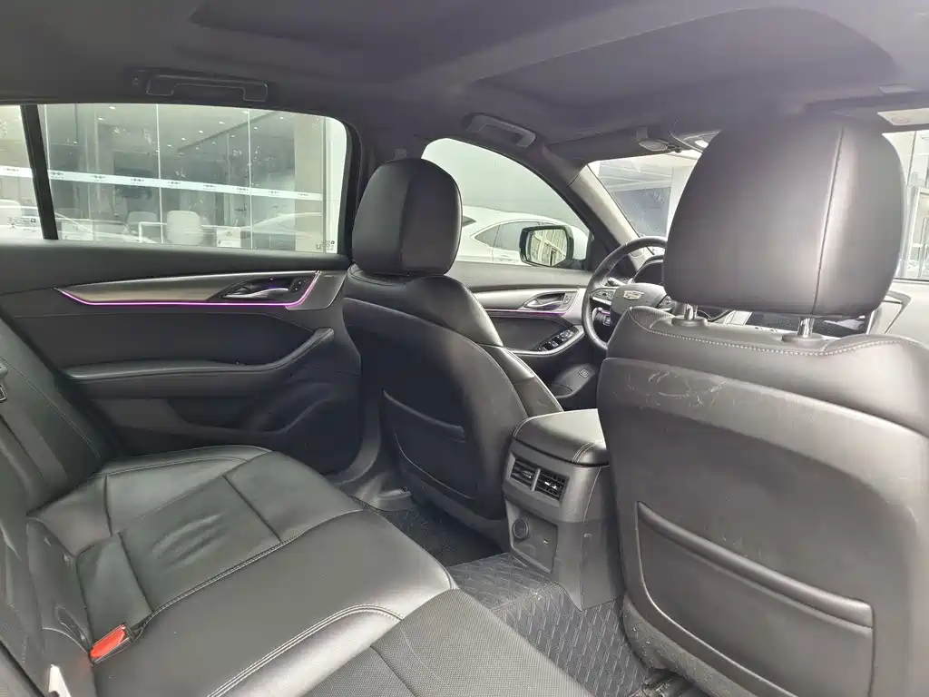 Cadillac CT5 2021 28T luxury model купить на сайте DeffCars