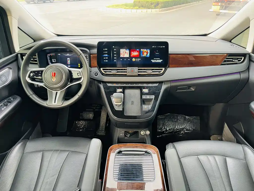 Hongqi HQ9 2023 2.0T Zhilian Flagship Edition купить на сайте DeffCars