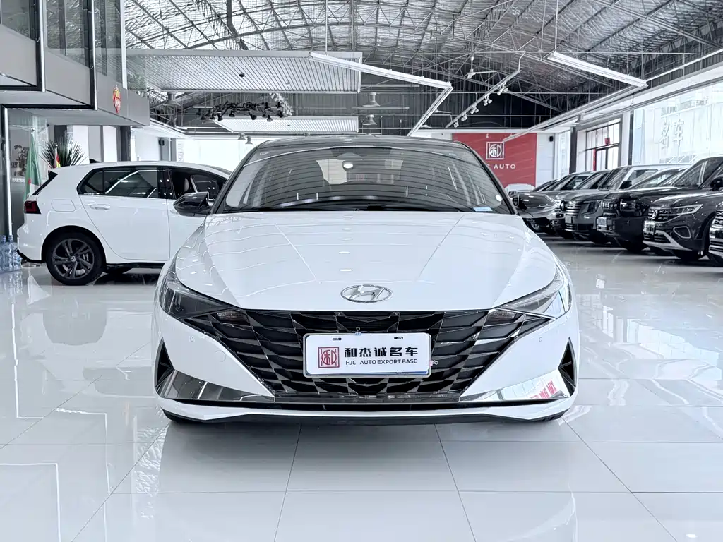 Elantra 2022 1.5L CVT LUX Premium Edition купить на сайте DeffCars
