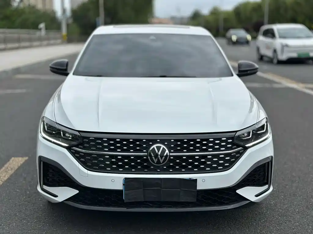 Lavida 2024 300TSI DSG Starry Sky Leading Edition купить на сайте DeffCars