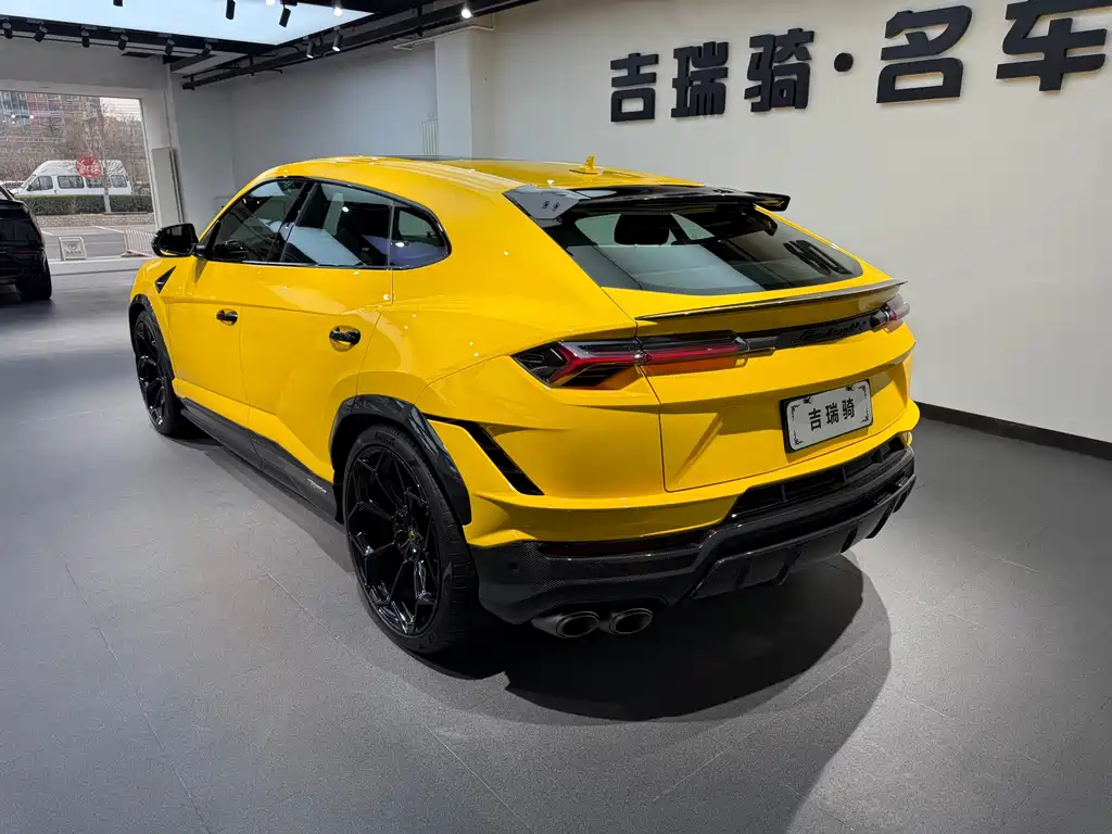 Urus 2022 4.0T V8 Performante купить на сайте DeffCars
