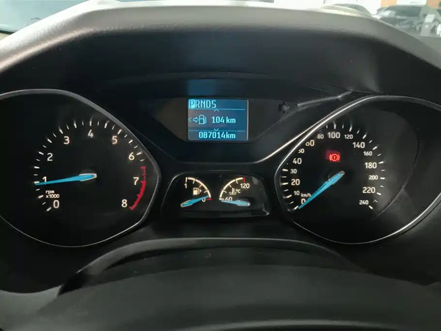 Focus 2018 hatchback classic EcoBoost 125 automatic super stylish smart mobility version купить на сайте DeffCars