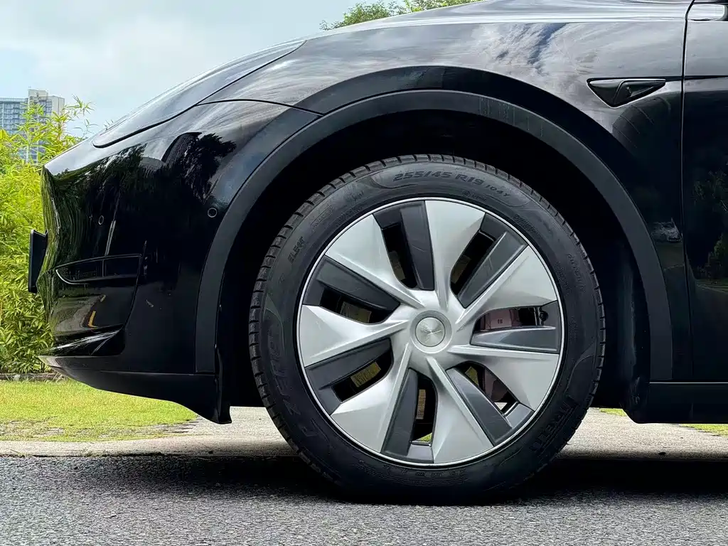 Model Y 2022 facelift rear-wheel drive version купить на сайте DeffCars