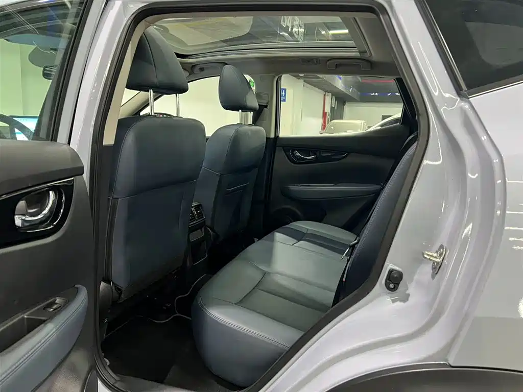 Qashqai 2025 Honor 2.0L CVT XV+ Leading Edition купить на сайте DeffCars