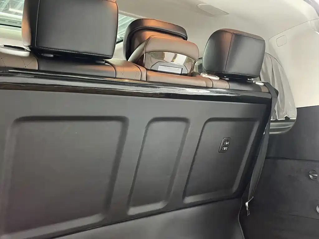 Mercedes-Benz V-Class 2020 V 260 Premium Edition купить на сайте DeffCars