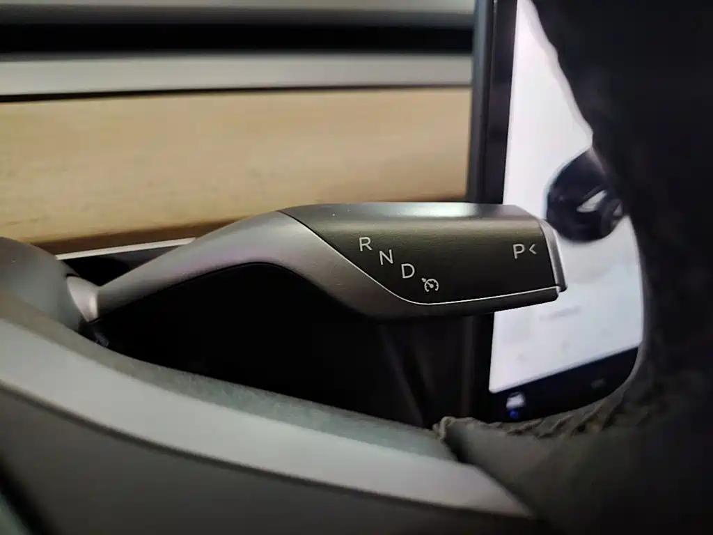 Model 3 2022 rear-wheel drive version купить на сайте DeffCars