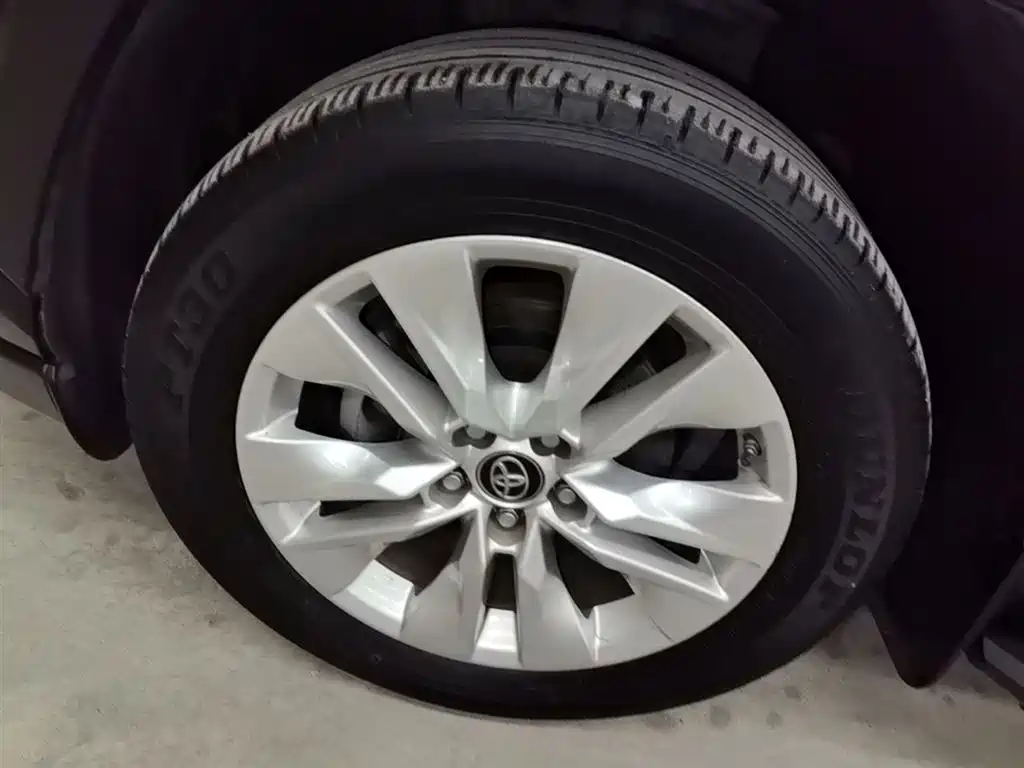 Wilanda 2022 2.0L CVT two-wheel drive leading version купить на сайте DeffCars