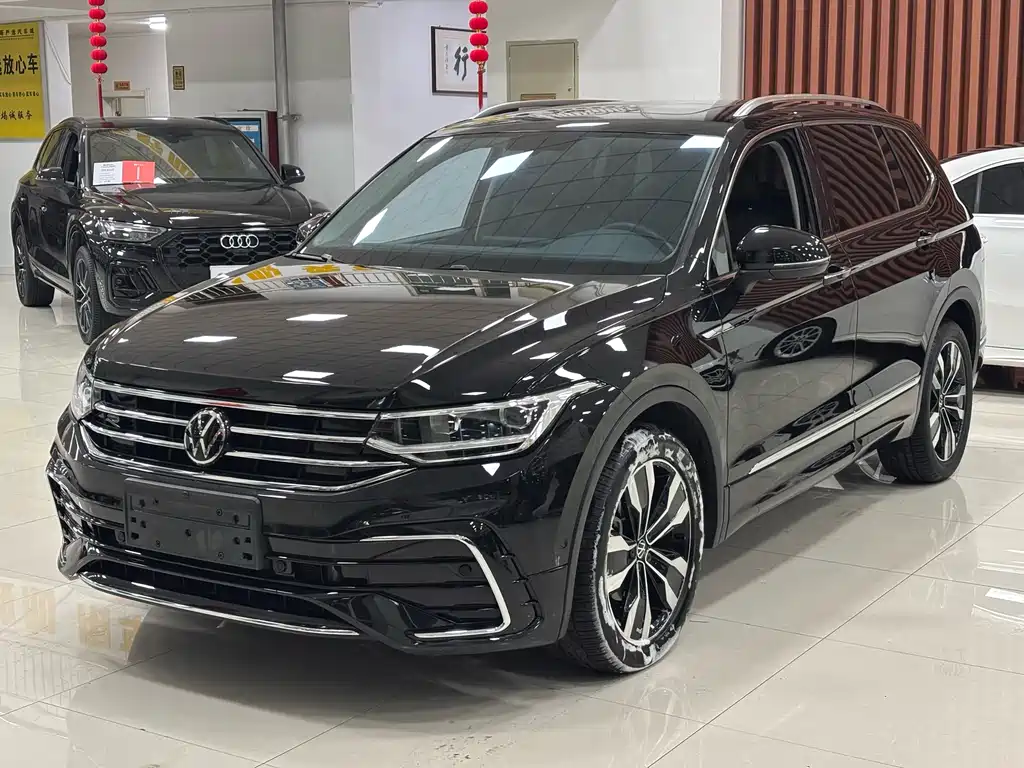Tiguan L 2024 330TSI automatic two-wheel drive R-Line version купить на сайте DeffCars