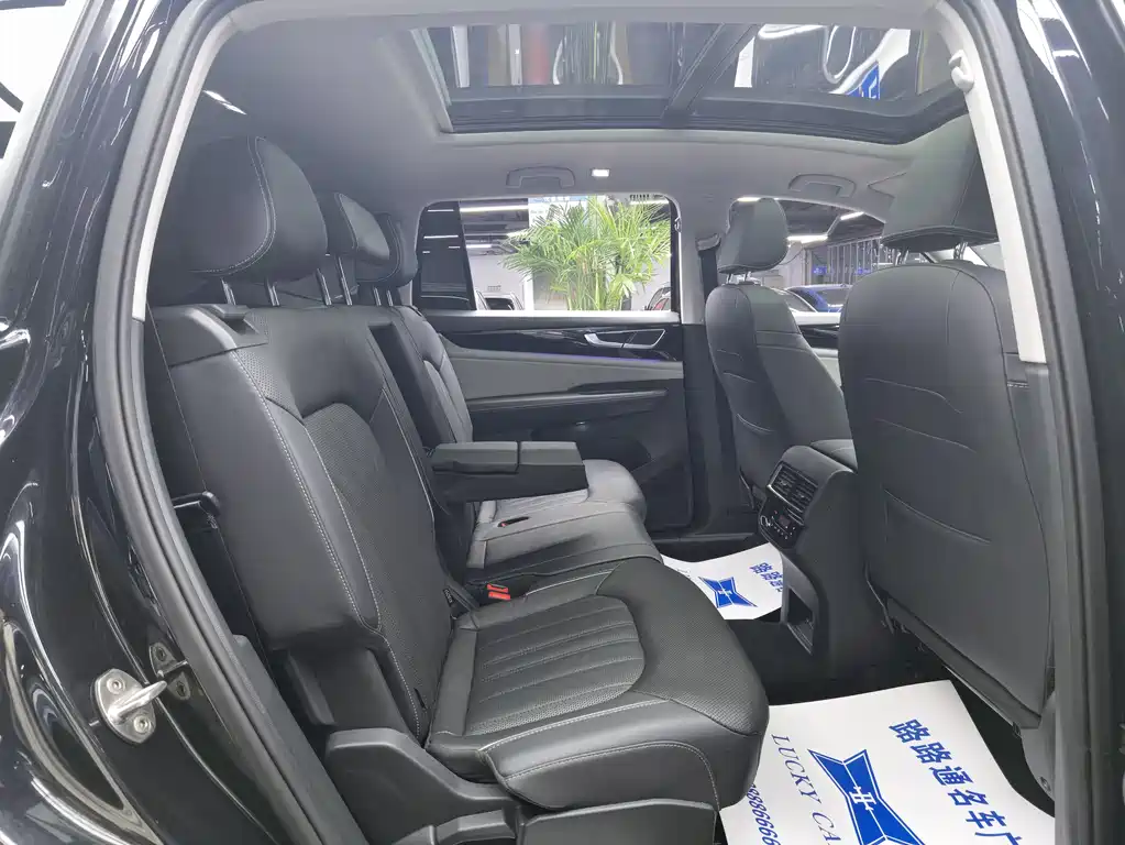 Touron 2021 380TSI four-wheel drive luxury version купить на сайте DeffCars