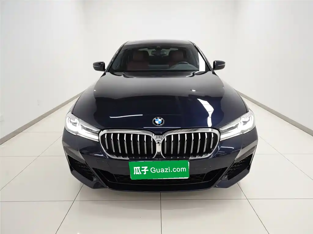BMW 5 Series 2022 facelift 530Li leading M sports package купить на сайте DeffCars