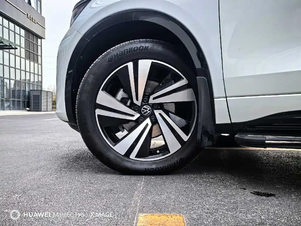 Lanxun 2024 380TSI four-wheel drive R-Line cruise version купить на сайте DeffCars