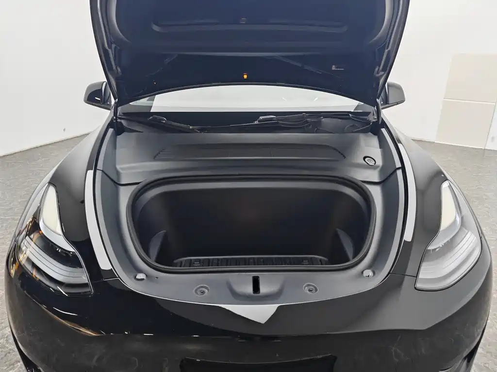 Model Y 2022 facelift rear-wheel drive version купить на сайте DeffCars