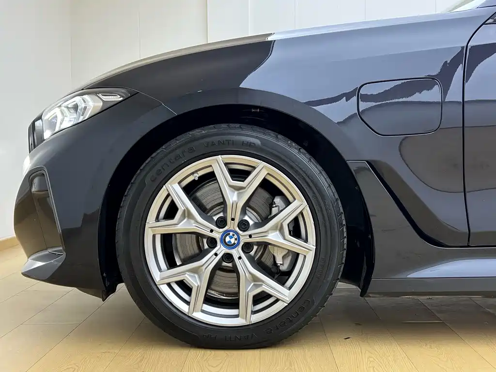 BMW i3 2022 eDrive 35L купить на сайте DeffCars