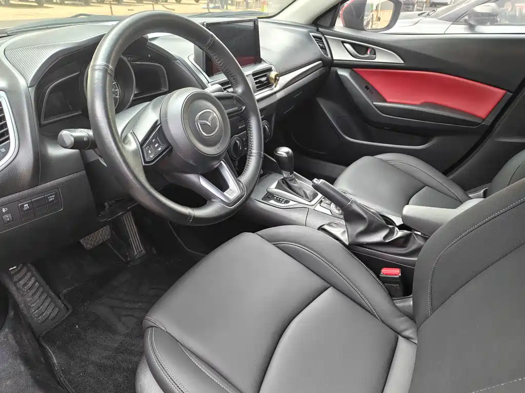 Mazda3 Angkesela 2019 Cloud Control Edition Sedan 1.5L Automatic Comfort Type National V купить на сайте DeffCars