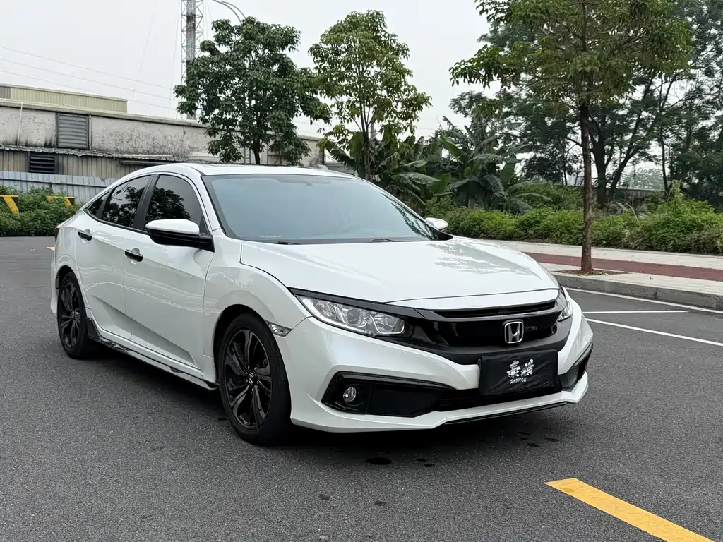 Civic 2019 220TURBO CVT combustion version National V купить на сайте DeffCars
