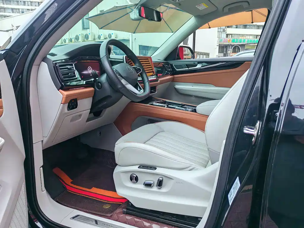 Touron 2022 380TSI four-wheel drive luxury version купить на сайте DeffCars