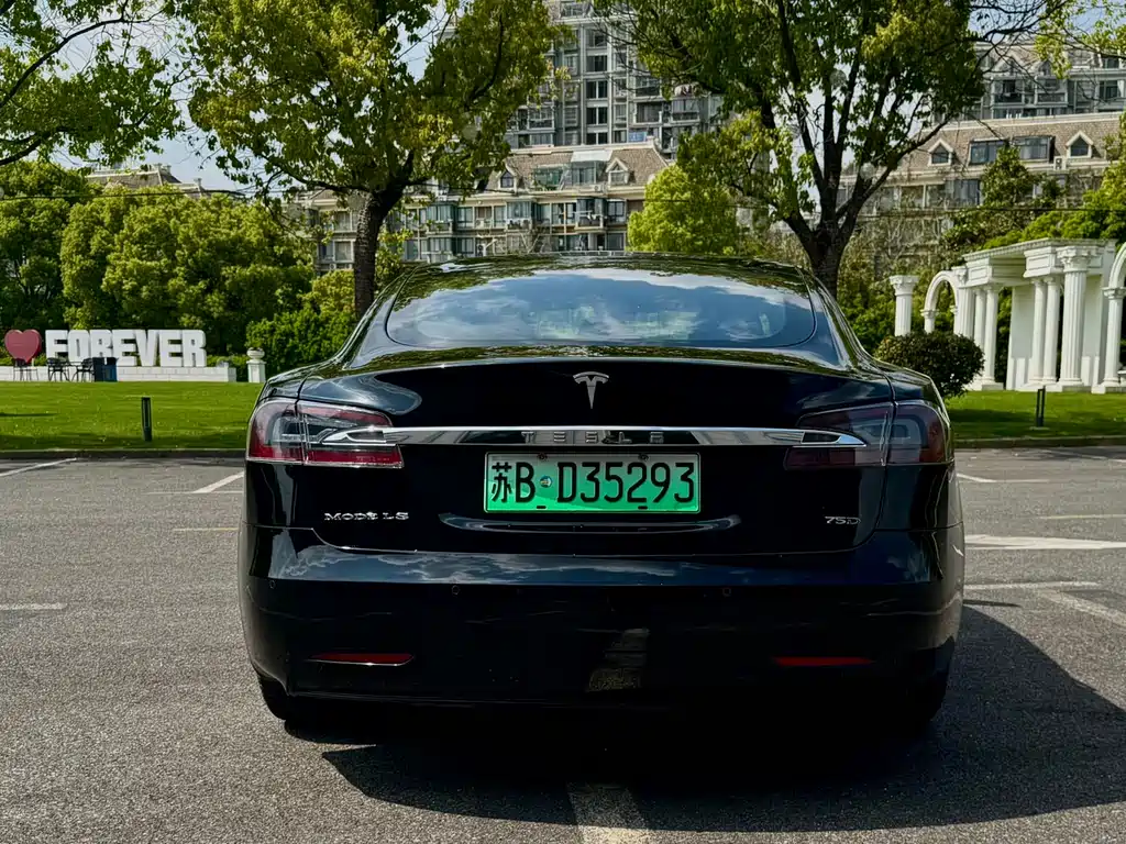 Model S 2017 Model S 75D Standard Range Edition купить на сайте DeffCars