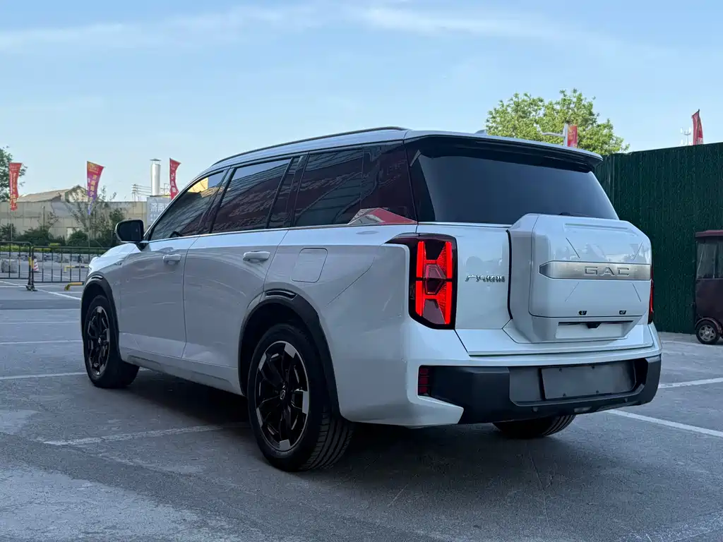 Trumpchi ES9 2024 PHEV 143km Traveler Max купить на сайте DeffCars