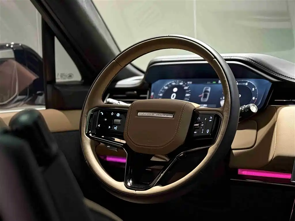 Range Rover Sport 2024 400PS Model Edition купить на сайте DeffCars