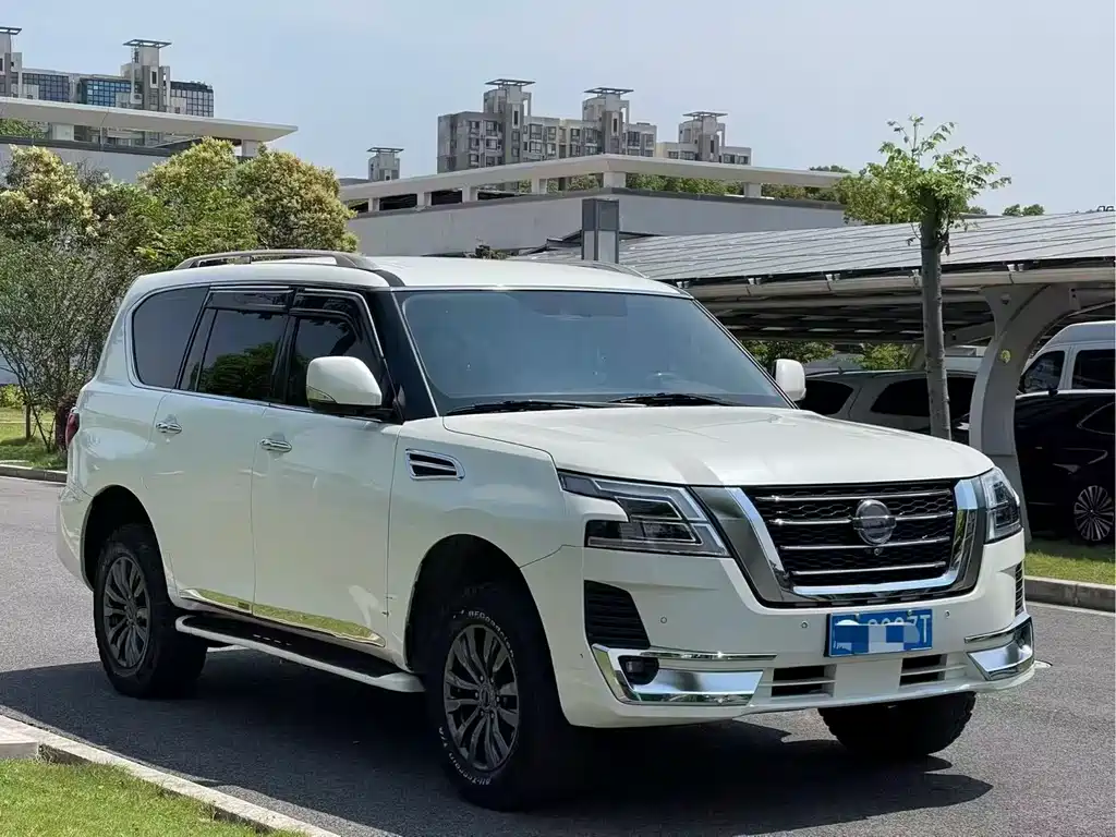 Patrol 2018 4.0L LinkedIn model купить на сайте DeffCars