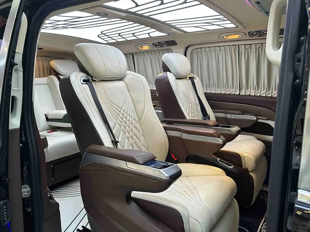 Vito 2021 2.0T Business Edition 7 seats купить на сайте DeffCars