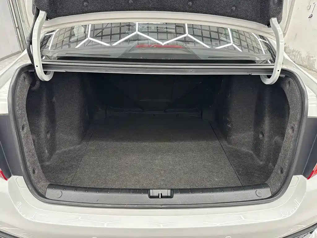 Xiangyu 2022 180TURBO CVT Comfort Edition купить на сайте DeffCars