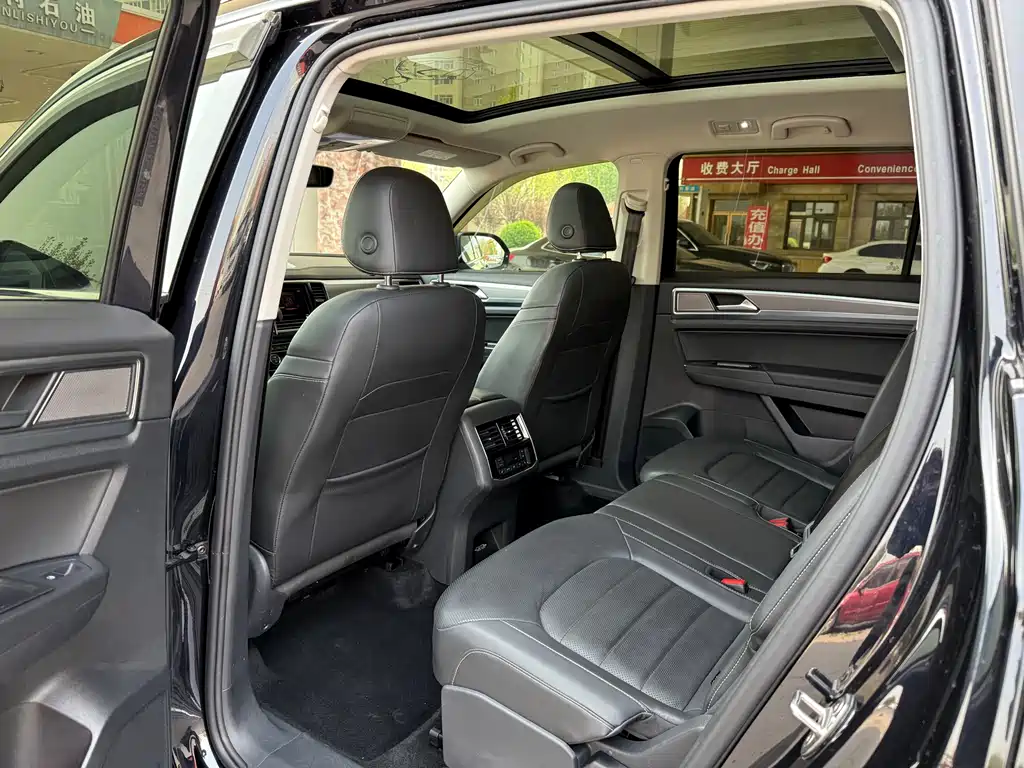 Touron 2019 380TSI four-wheel drive luxury version National VI купить на сайте DeffCars