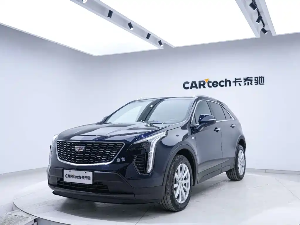Cadillac XT4 2022 28T two-wheel drive fashion model купить на сайте DeffCars