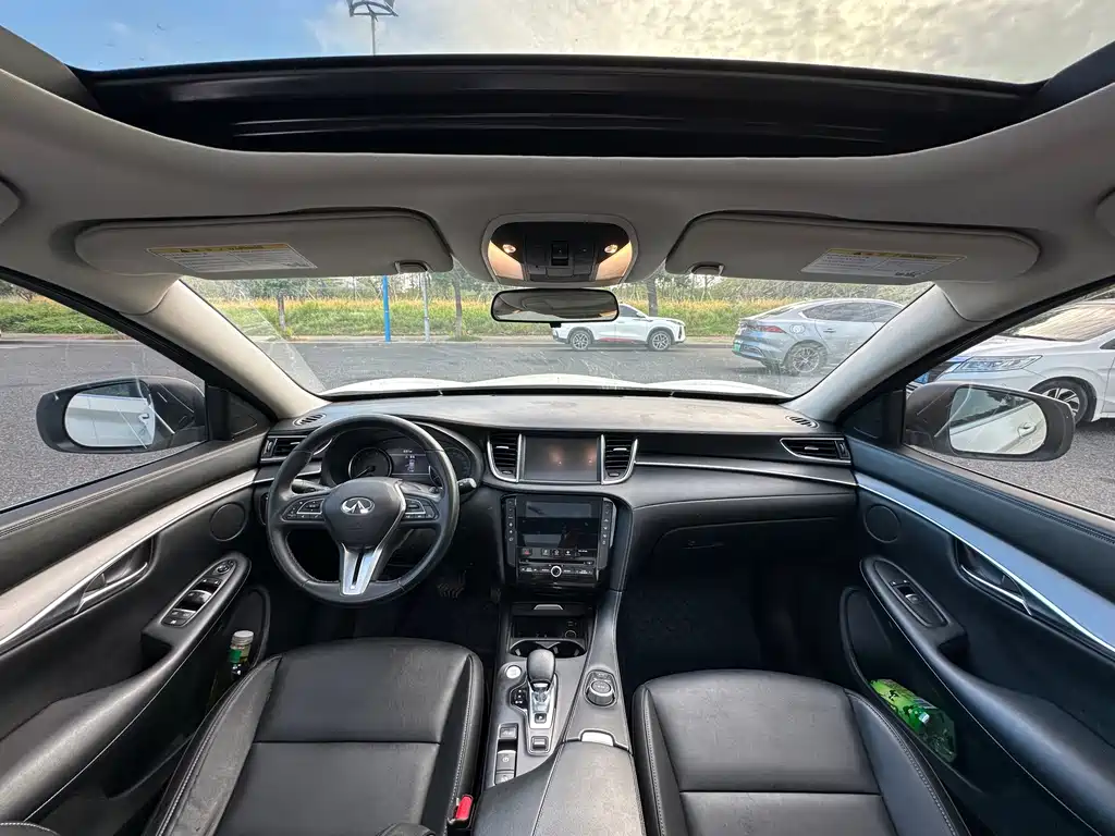 Infiniti QX50 2018 2.0T two-wheel drive elite version купить на сайте DeffCars