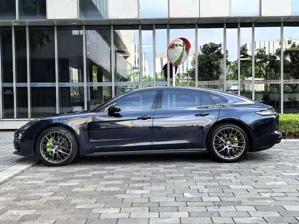 Panamera 2023 Panamera 4 Executive Extended Edition 2.9T купить на сайте DeffCars