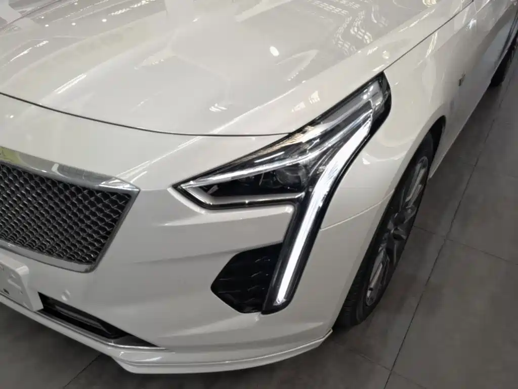 Cadillac CT6 2022 28T Premium Model купить на сайте DeffCars