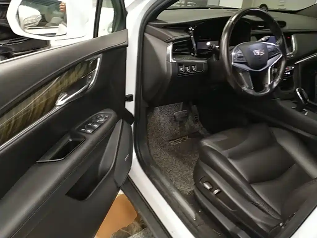 Cadillac XT5 2018 28E four-wheel drive technology купить на сайте DeffCars