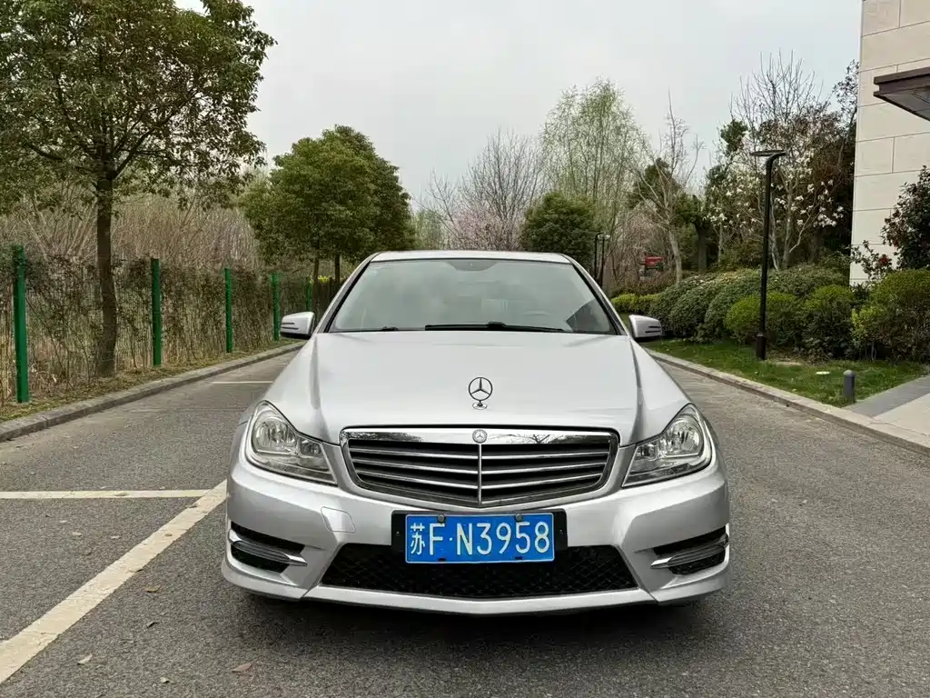 Mercedes-Benz C-Class 2013 C 180 Classic Grand Edition купить на сайте DeffCars