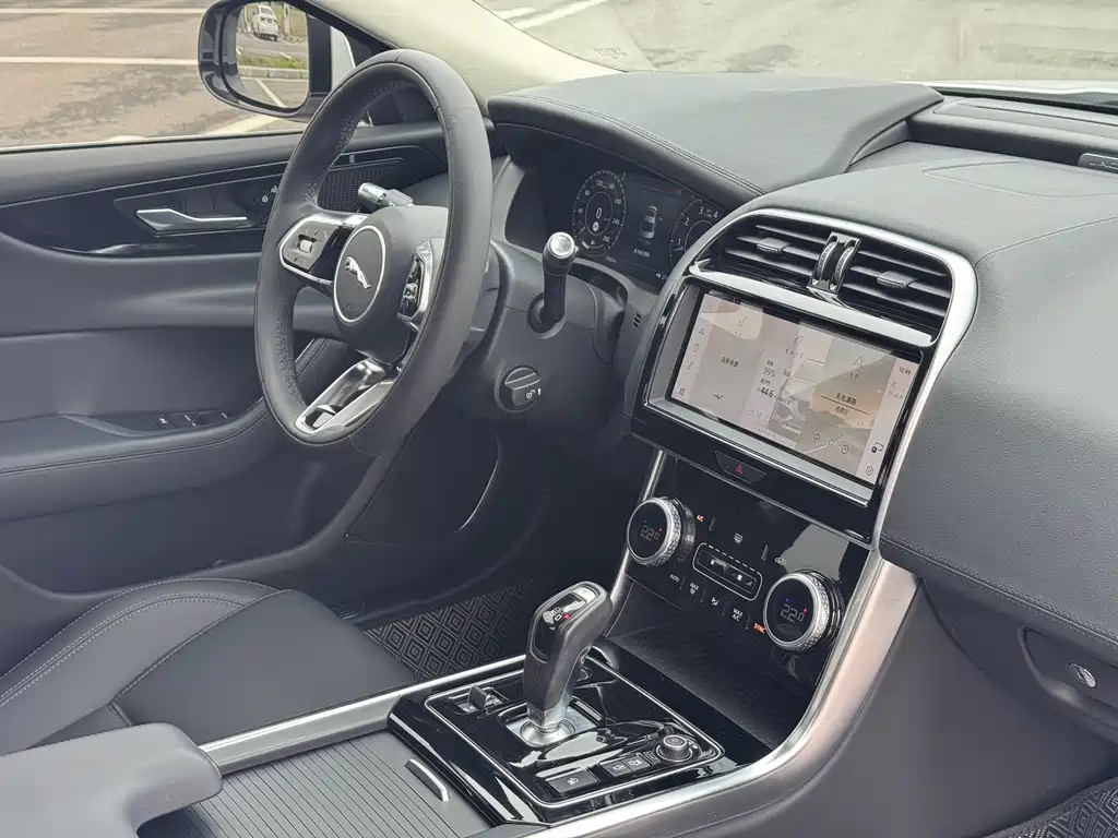 Jaguar XEL 2021 2.0T 250PS S Advanced and Elegant Edition купить на сайте DeffCars