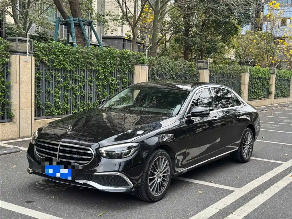 Mercedes-Benz E-Class 2023 E 260 L купить на сайте DeffCars