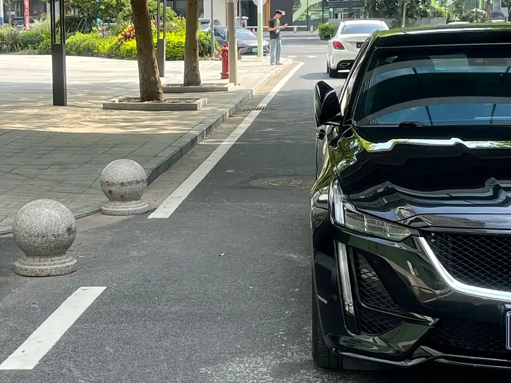 Cadillac CT5 2023 28T Premium Model купить на сайте DeffCars