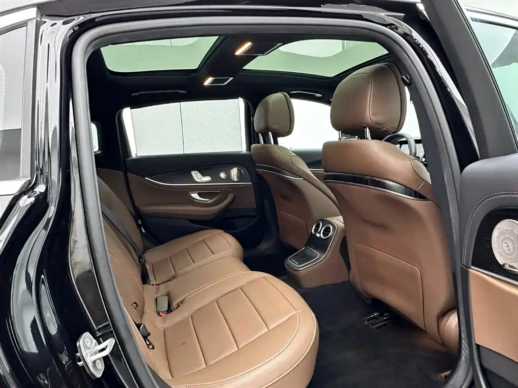 Mercedes-Benz E-Class 2023 facelift E 300 L sports luxury model купить на сайте DeffCars