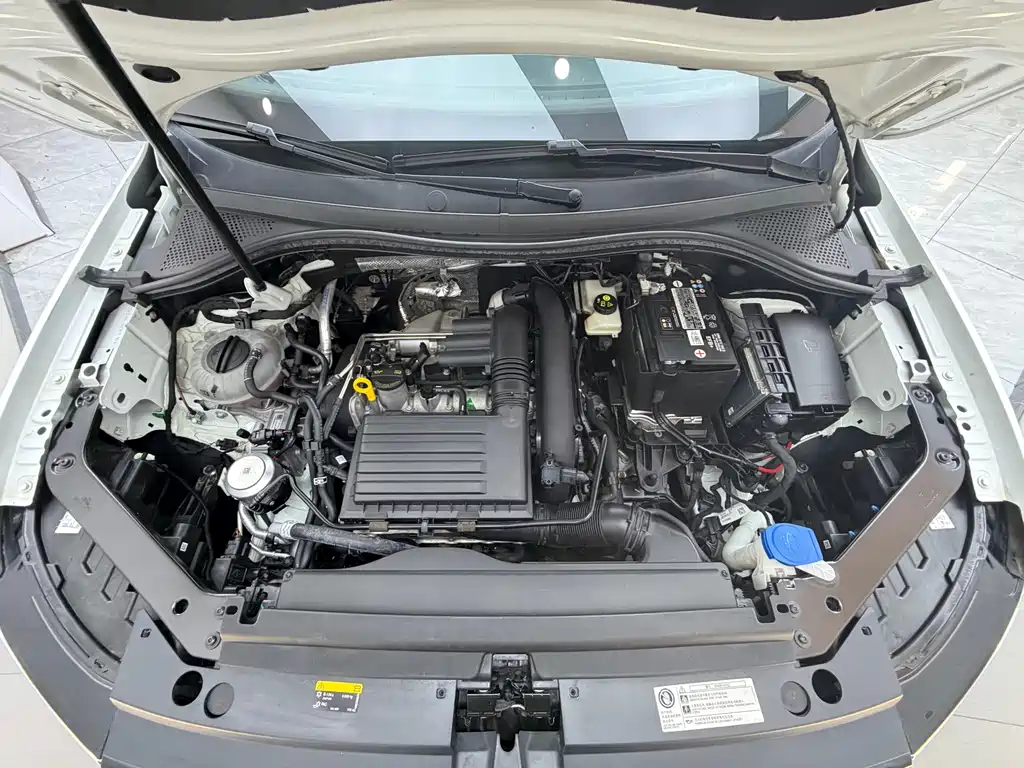 Tiguan L 2023 280TSI automatic two-wheel drive Chaochuang limited edition купить на сайте DeffCars