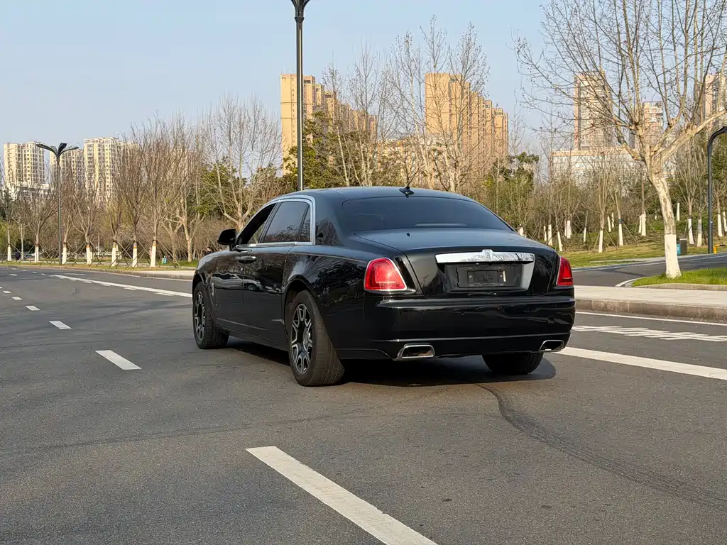 Ghost 2012 6.6T extended version купить на сайте DeffCars