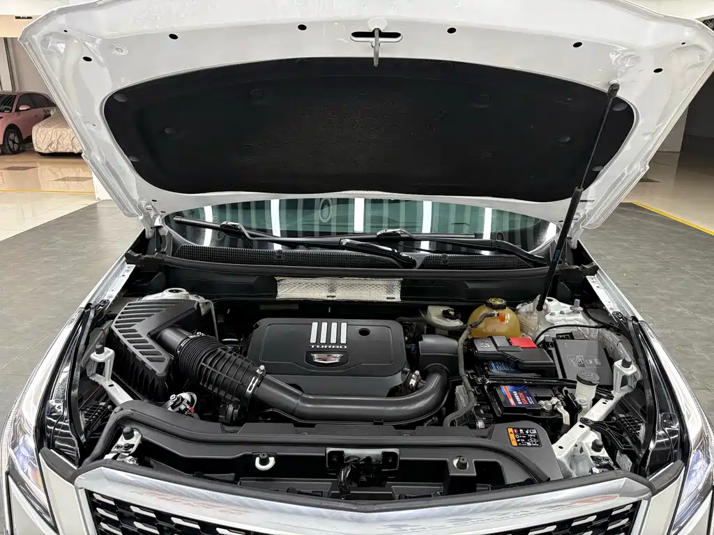 Cadillac XT5 2020 28T luxury model купить на сайте DeffCars