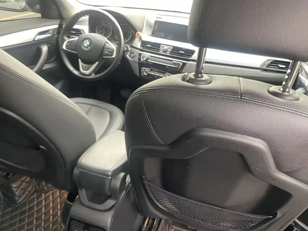 BMW X1 2018 sDrive18Li Exclusive Model купить на сайте DeffCars