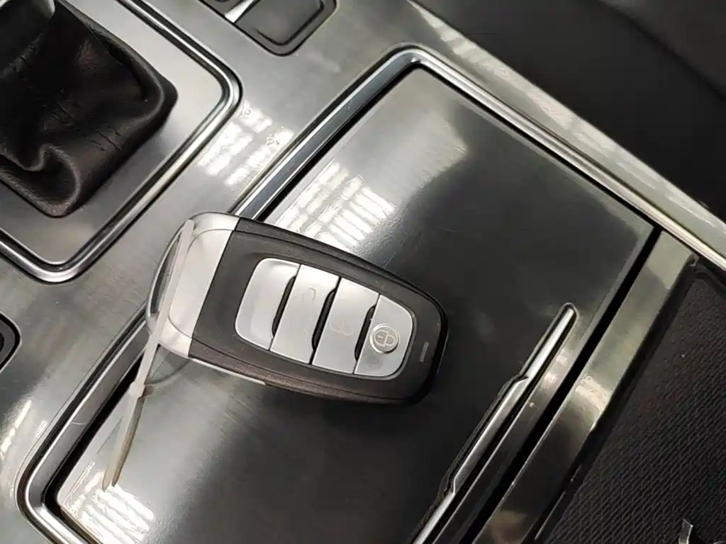 Hongqi H5 2020 1.5T DCT Flag Rhyme Edition купить на сайте DeffCars