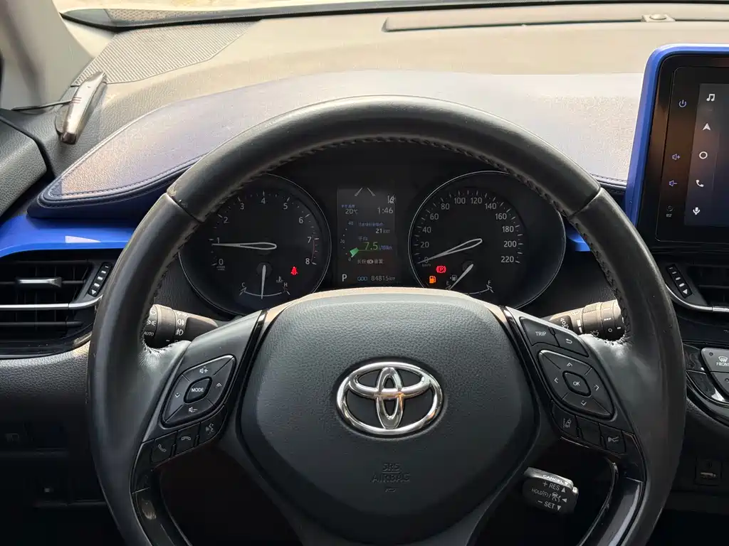 Toyota C-HR 2021 2.0L Luxury Edition купить на сайте DeffCars