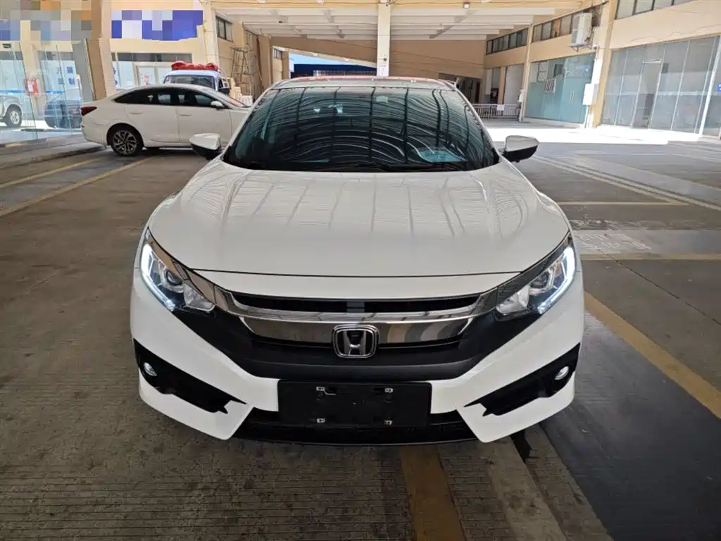 Civic 2016 220TURBO CVT Deluxe Edition купить на сайте DeffCars