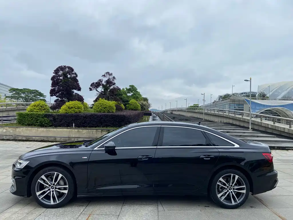 Audi A6L 2022 40 TFSI luxury and dynamic model купить на сайте DeffCars