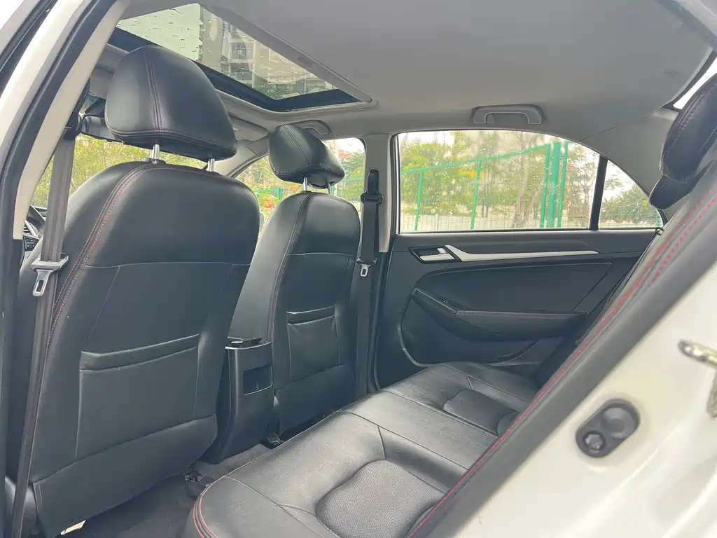 Yuanjing 2017 1.5L Manual Happiness Edition купить на сайте DeffCars