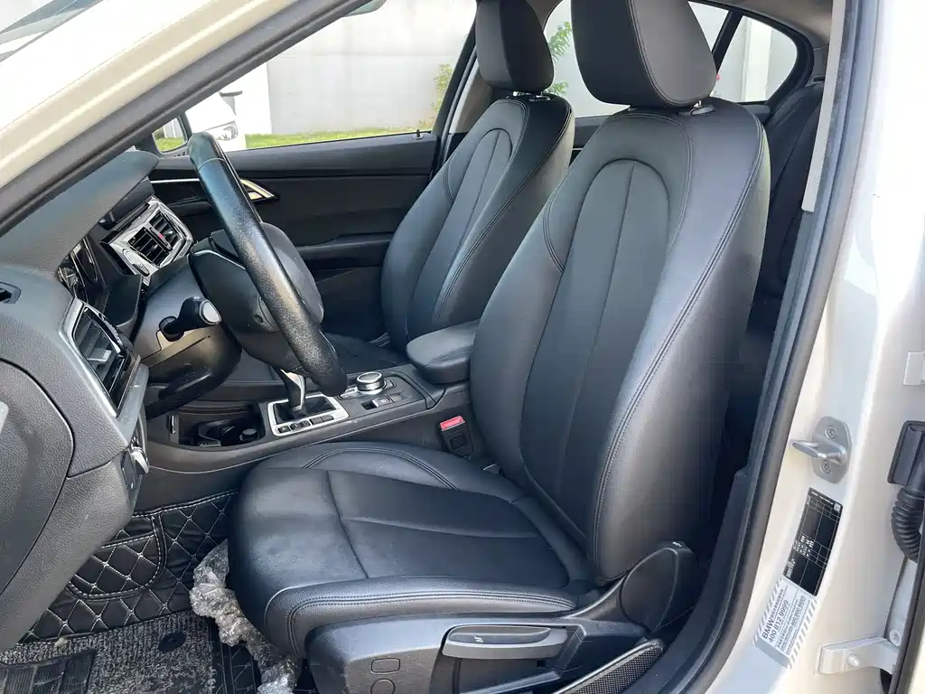 BMW 1 Series 2021 facelift 120i M sports version купить на сайте DeffCars