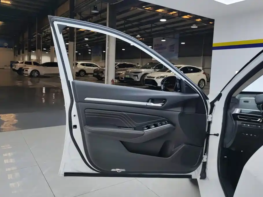 Teana 2022 2.0L XL-Upr Premium Edition купить на сайте DeffCars